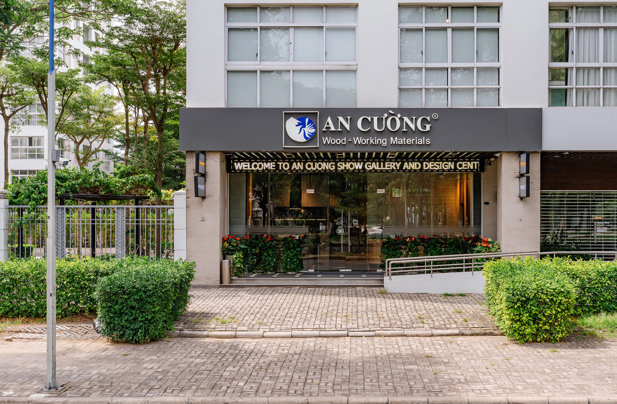 AN CƯỜNG SHOW GALLERY AND DESIGN CENTER (QUẬN 7)