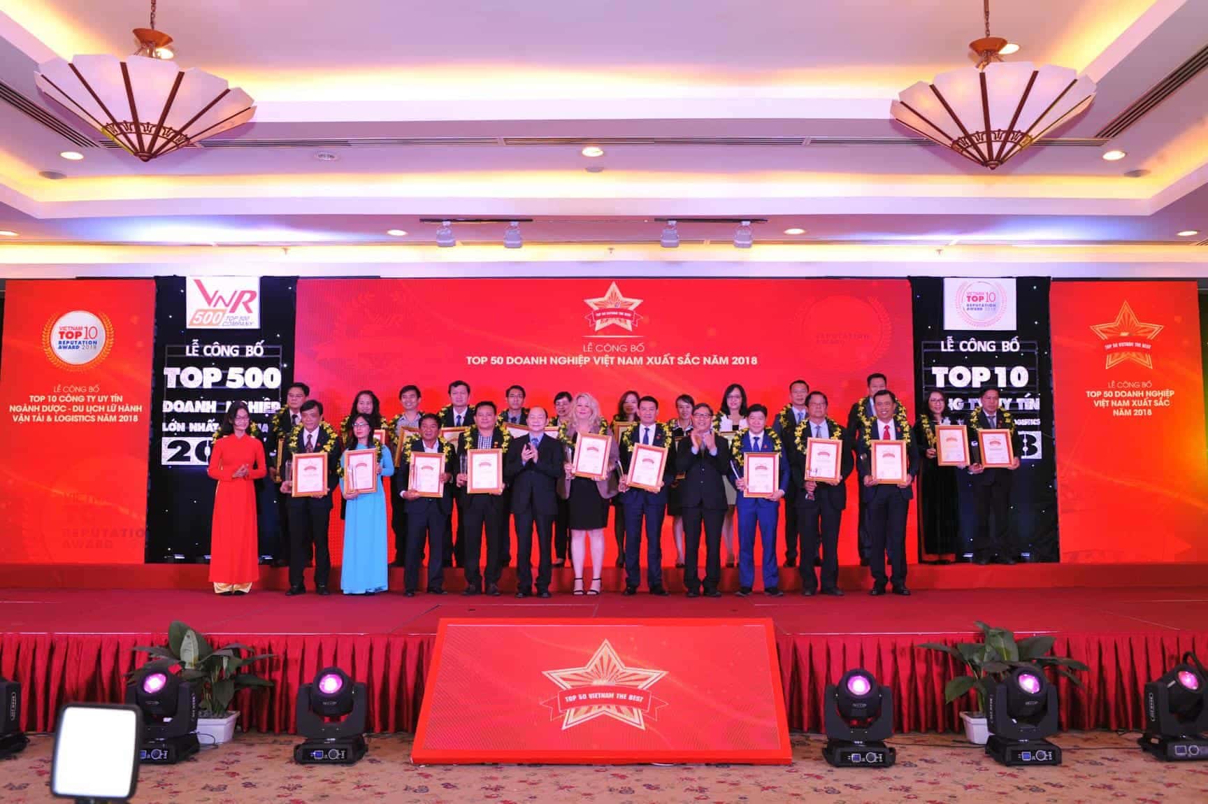 GỖ AN CƯỜNG ĐẠT TOP 50 DOANH NGHIỆP XUẤT SẮC NHẤT VIỆT NAM 2018 (TOP 50 VIETNAM THE BEST)