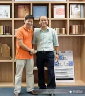 AN CƯỜNG TRAO TẶNG GÓC VẬT LIỆU - TRƯỜNG ĐẠI HỌC HOA SEN