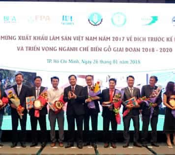 AN CƯỜNG ĐƯỢC VINH DANH TẠI LỄ MỪNG XUẤT KHẨU LÂM SẢN VIỆT NAM 2017 VỀ ĐÍCH TRƯỚC KẾ HOẠCH
