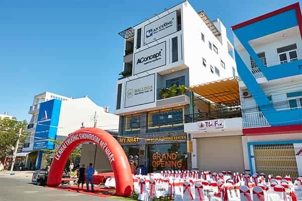 THÀNH PHỐ BIỂN PHAN THIẾT RỘN RÃ NHỮNG NGÀY ĐẦU TIÊN CỦA THÁNG 4 VỚI SỰ KIỆN KHAI TRƯƠNG ONE-STOP SHOPPING CENTER