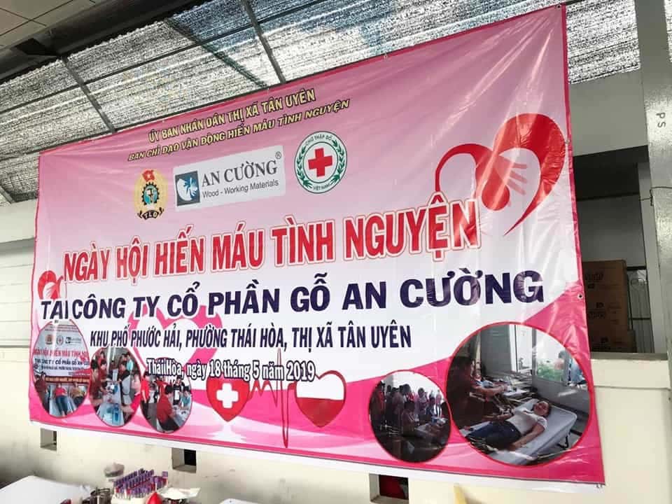 HAPPY DAY OF THE BLOOD VOLUME WITH AN TEAM TEAM