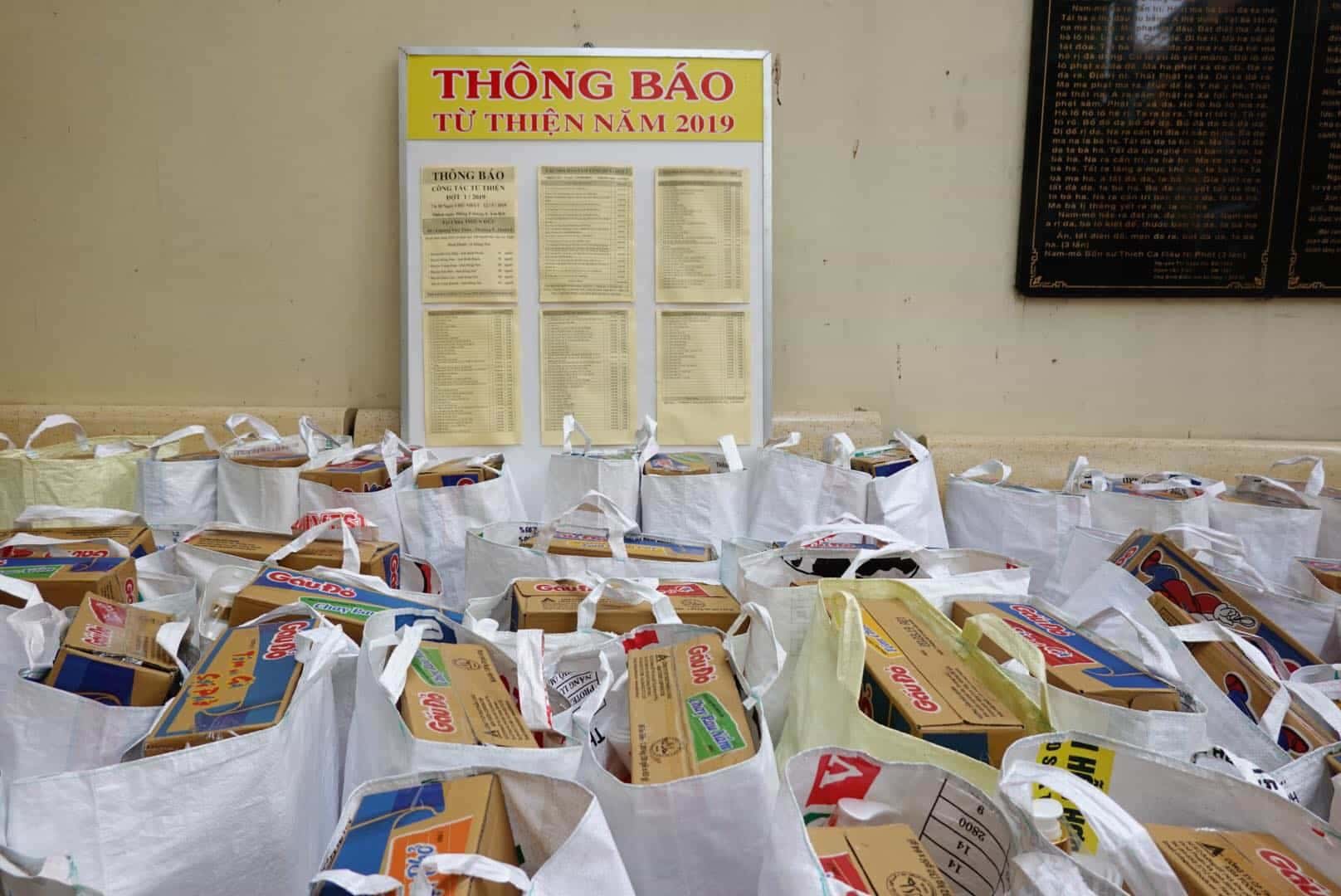 CHARITY FROM THIEN DUC TEMPLE
