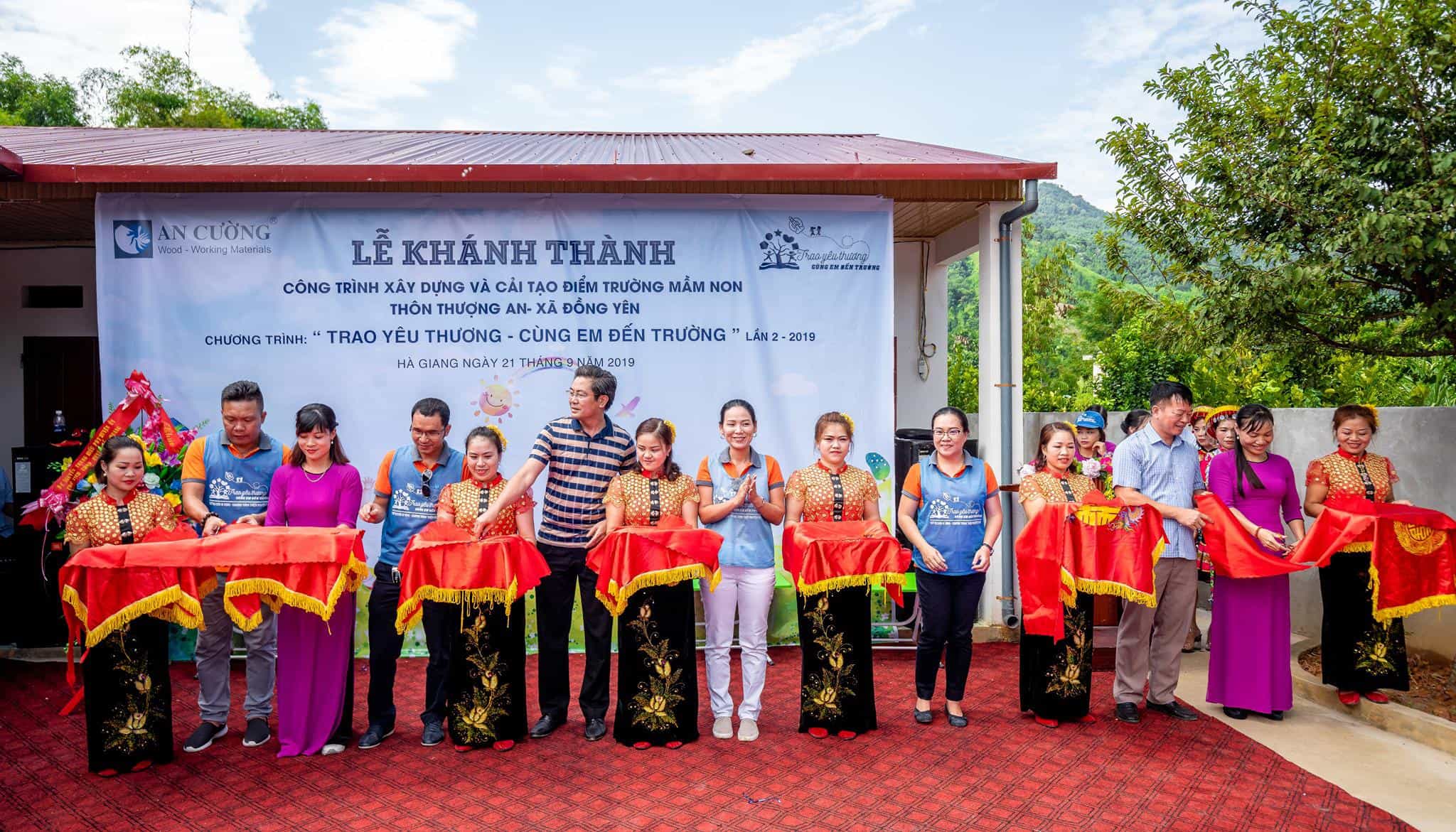 "BRING LOVE - HELP CHILDREN TO SCHOOL" SEASON 2 - 2019