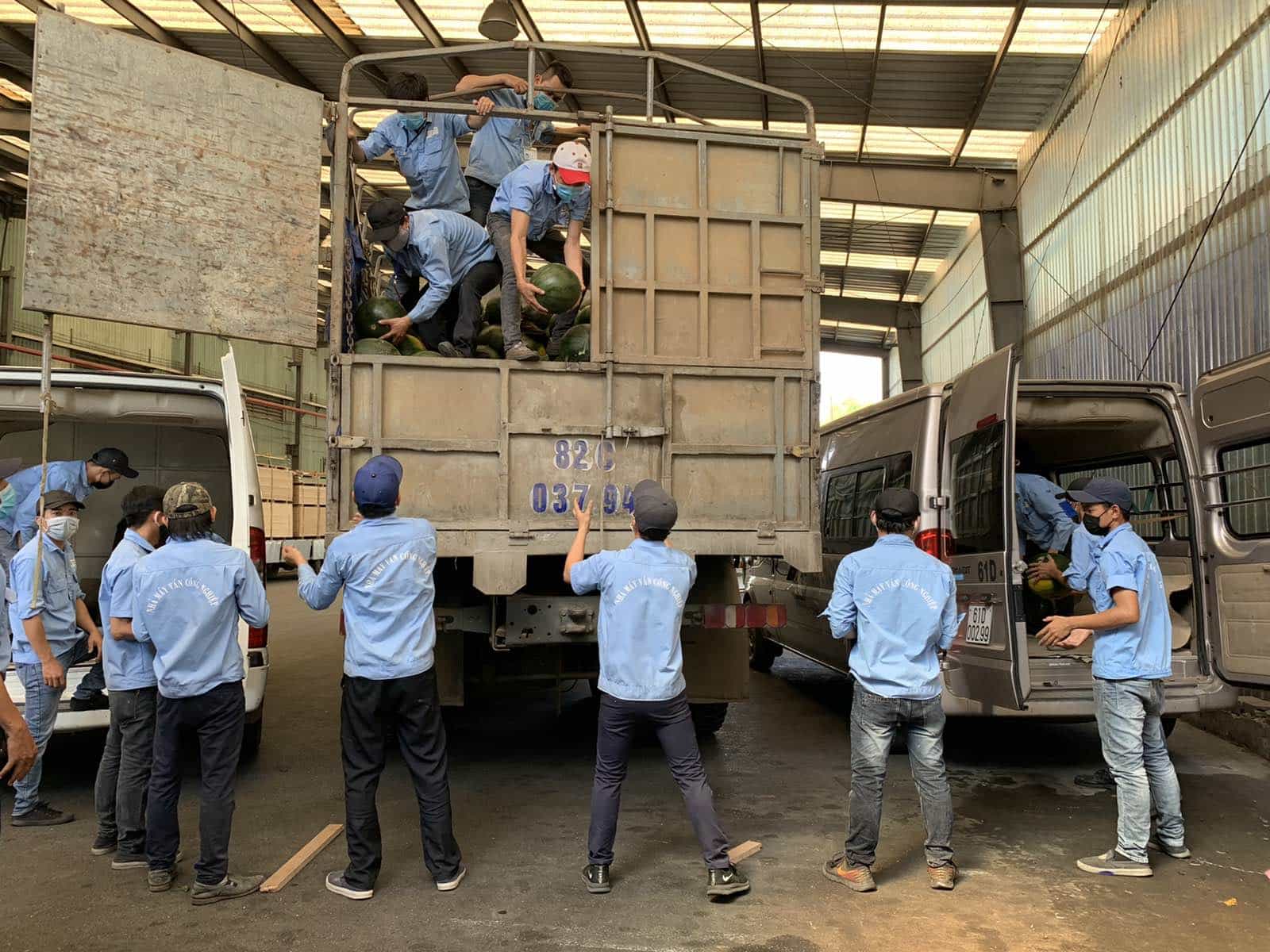 AN CUONG ASSOCIATE WITH VIETNAMESE YOUTH BUSINESS TO RESCUE AGRICULTURAL