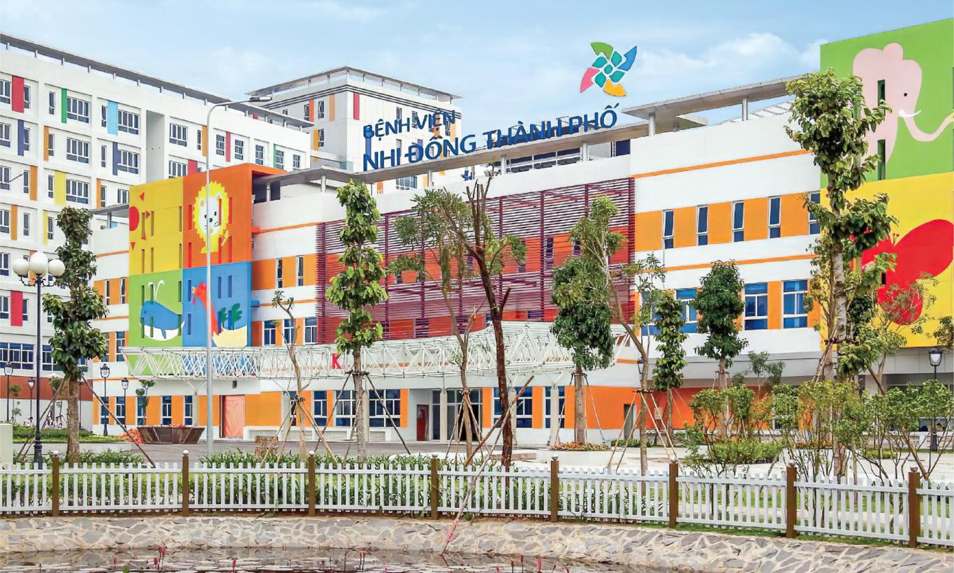 GẦN 200 TRIỆU ĐỒNG GIÚP ĐỠ BỆNH NHI MẮC BỆNH HIỂM NGHÈO 