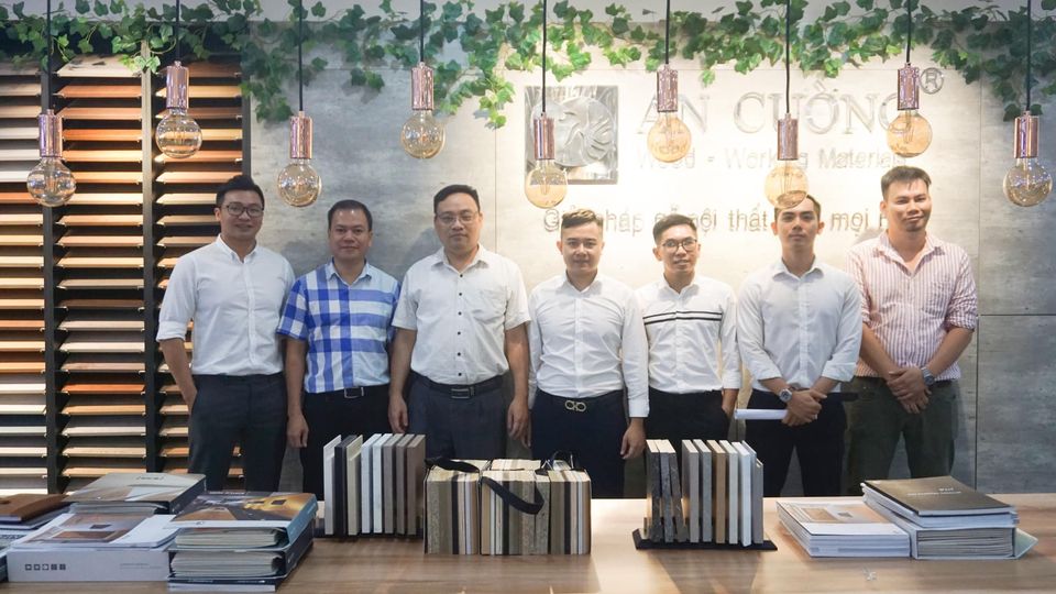 HẢI PHÒNG ONE-STOP SHOPPING CENTER VÀ TRƯỜNG ĐẠI HỌC HÀNG HẢI VIỆT NAM TỔ CHỨC BUỔI NGOẠI KHOÁ CHO SINH VIÊN