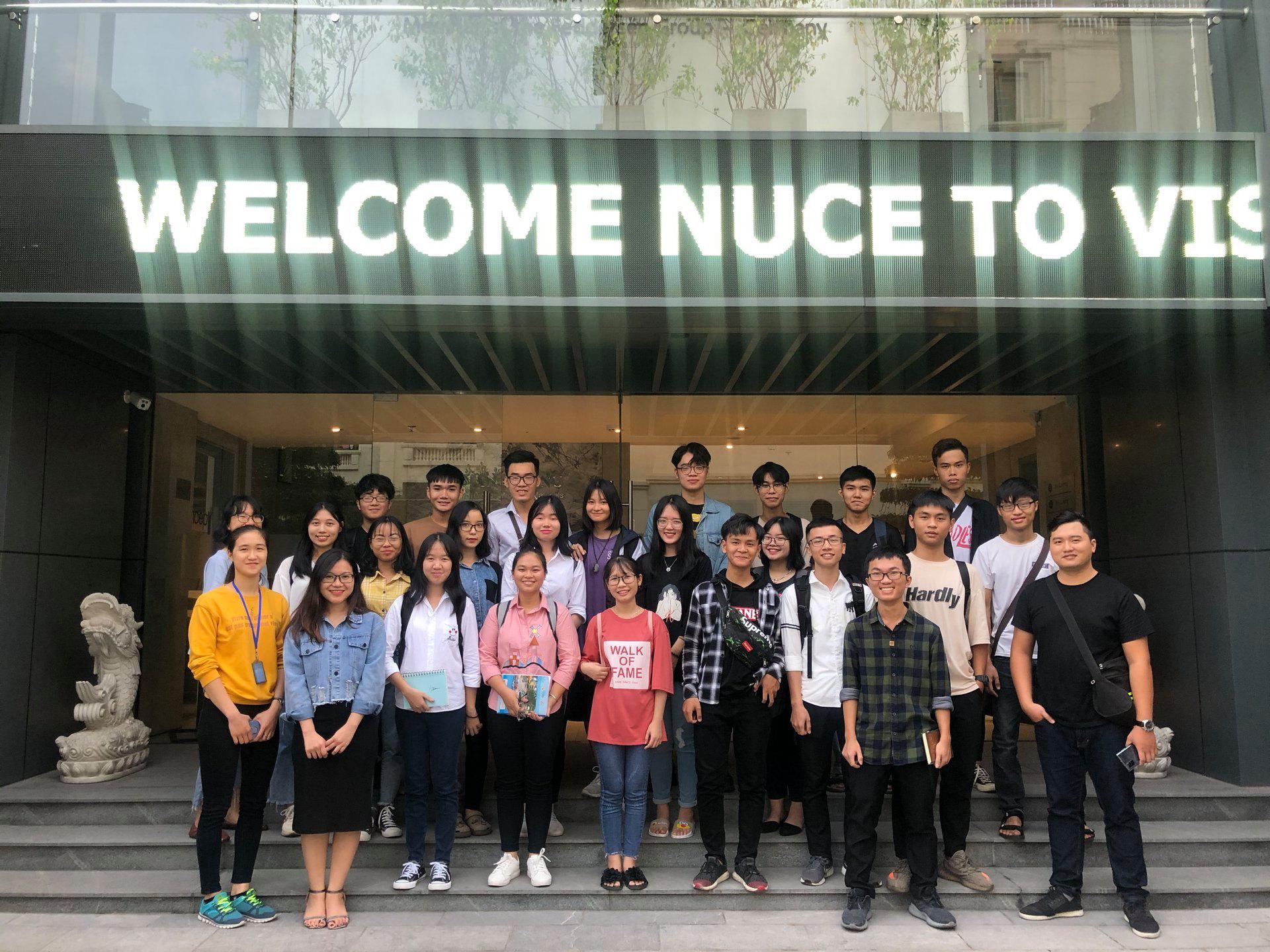 AN CƯỜNG ĐÓN TIẾP 2 ĐOÀN SINH VIÊN CÙNG CÁC THẦY CÔ GIÁO ĐẾN TỪ TRƯỜNG ĐẠI HỌC KINH DOANH CÔNG NGHỆ HÀ NỘI VÀ TRƯỜNG ĐẠI HỌC XÂY DỰNG