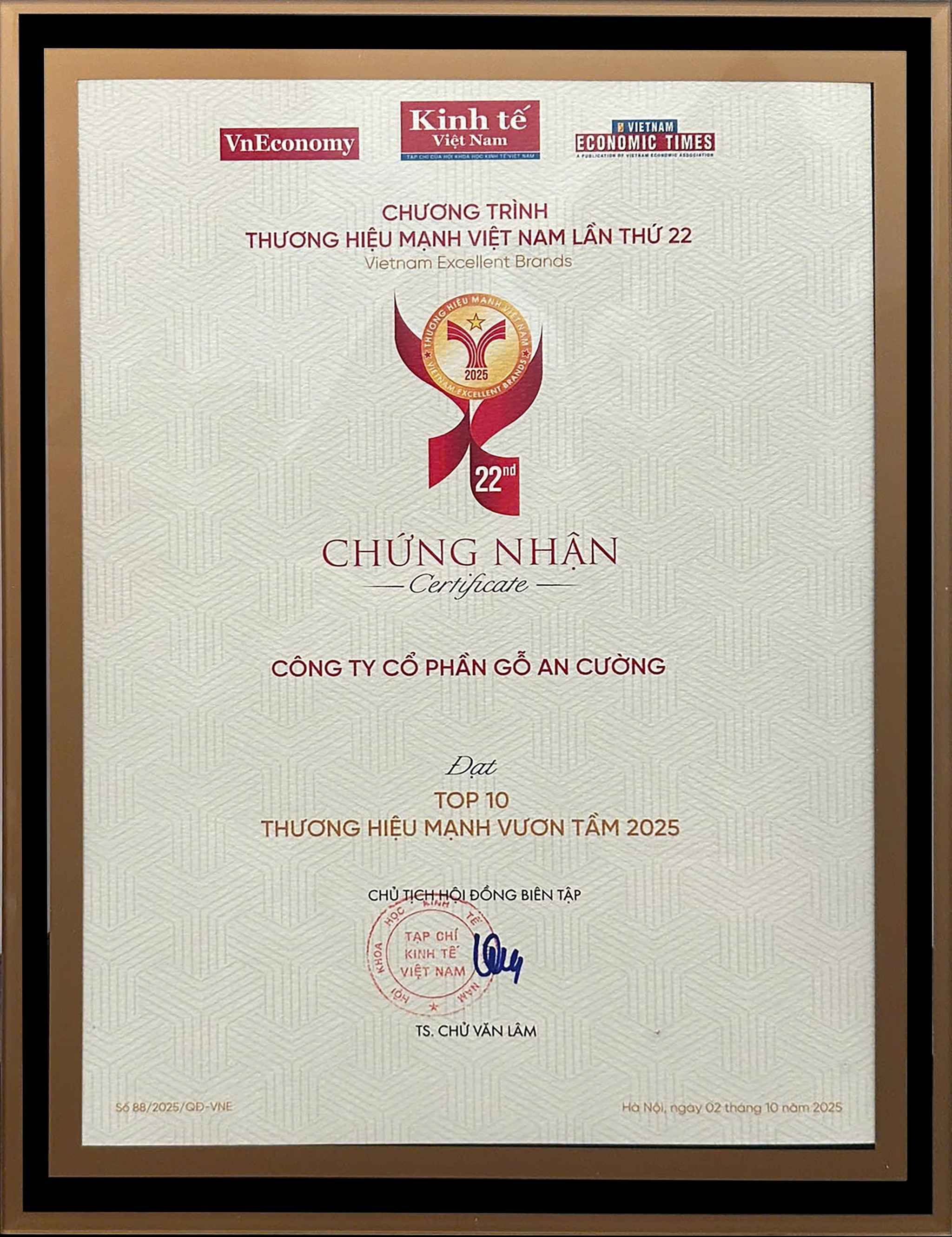 TOP 10 BRANDS ON THE RISE 2025