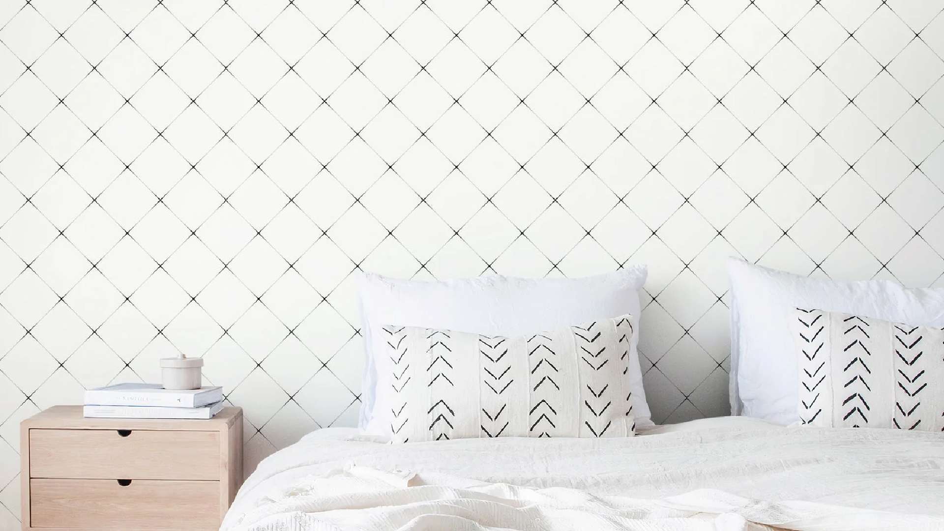 mẫu giấy dán tường phòng ngủ gam màu trắng