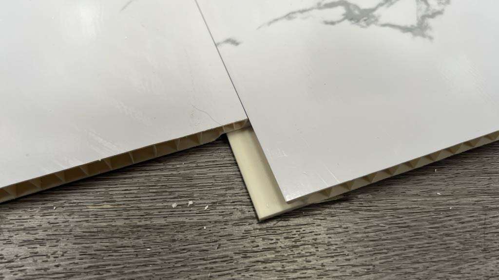 tấm nhựa ốp tường vân đá