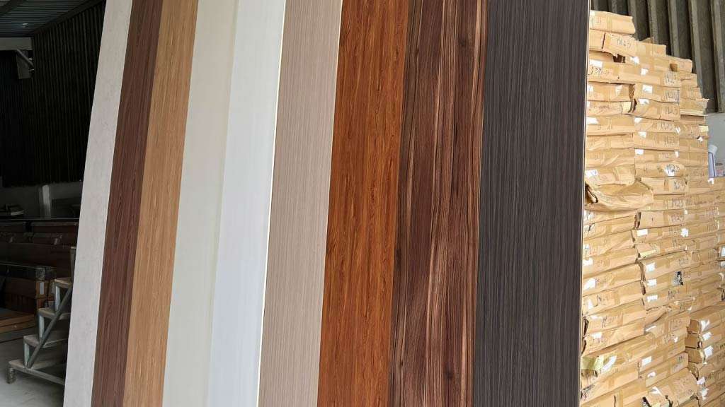 tấm ốp trần là gì