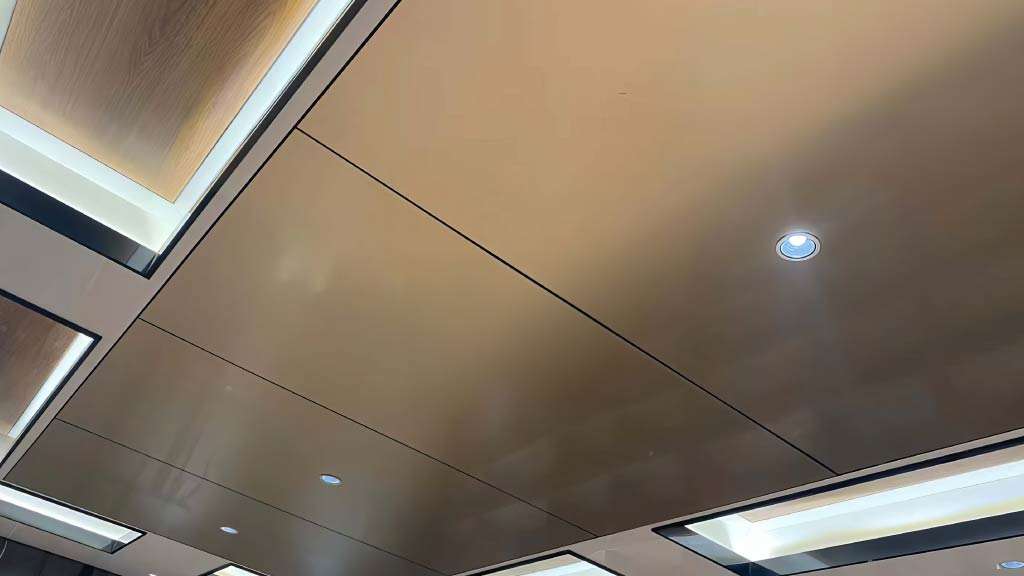 tấm ốp trần than tre