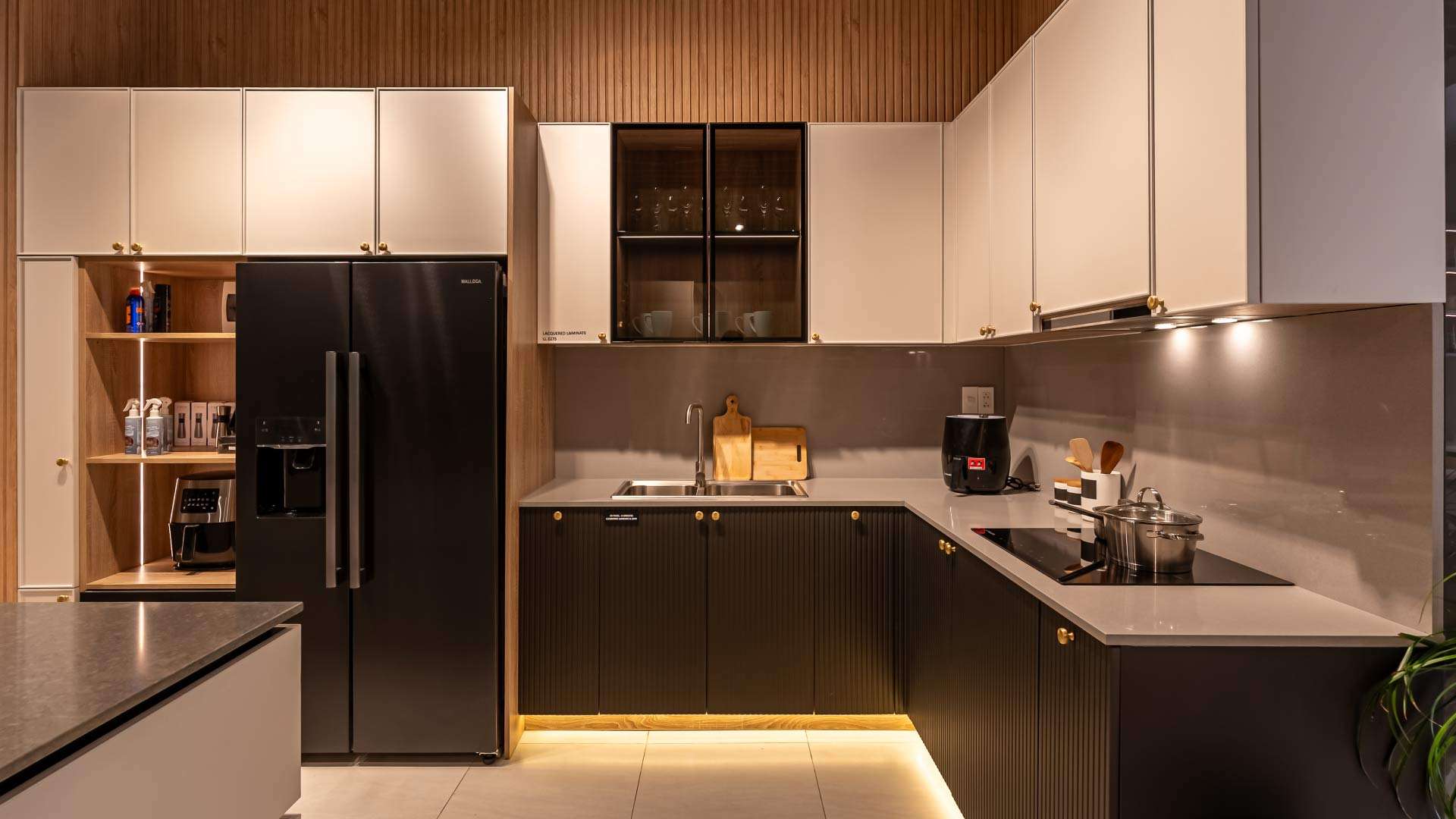 mẫu tủ bếp laminate chữ l