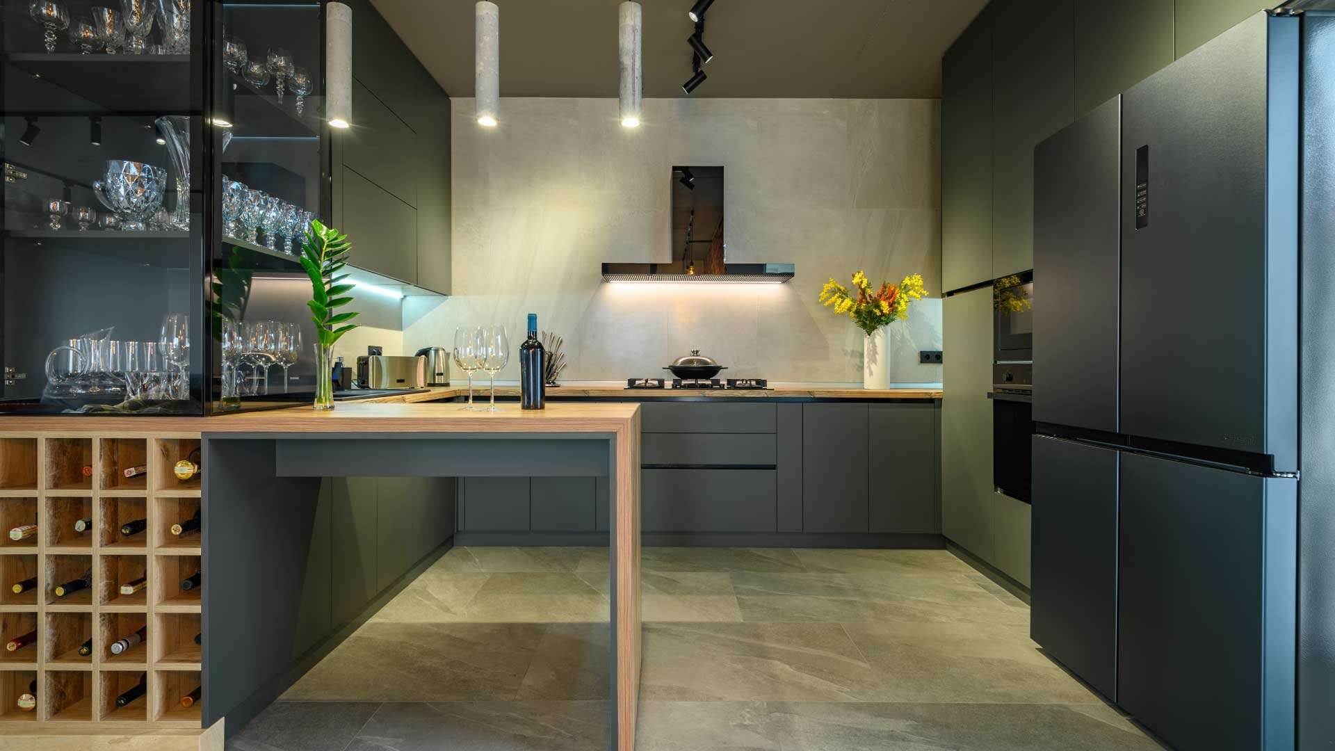 mẫu tủ bếp laminate kệ rượu đẹp