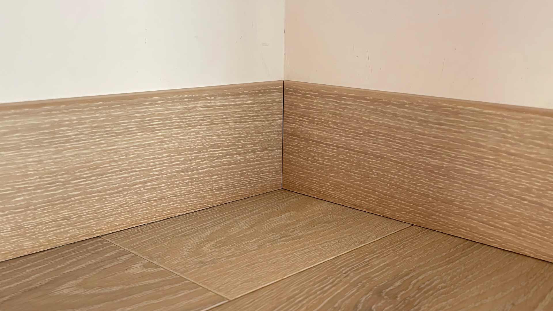 len tường gỗ công nghiệp