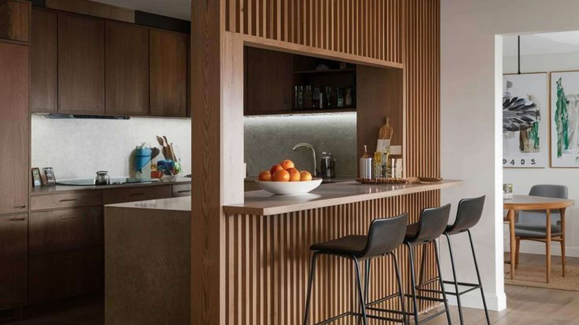 các mẫu vách ngăn phòng khách và bếp