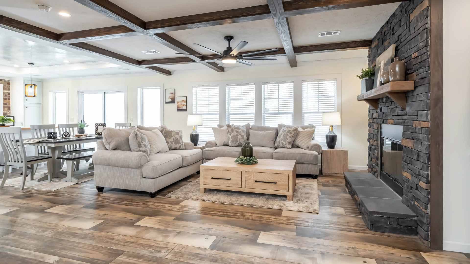 nội thất phòng khách bằng gỗ lim