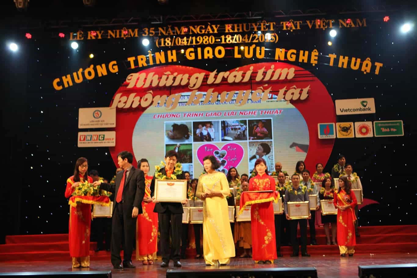 tu-thien-003-1 366.jpg