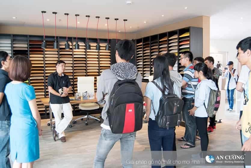 12031559972006 27952678774463 7245657328059o .jpg