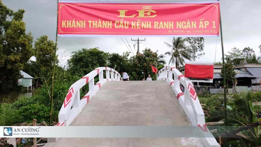 34c426536a0b8a 55d31a.jpg