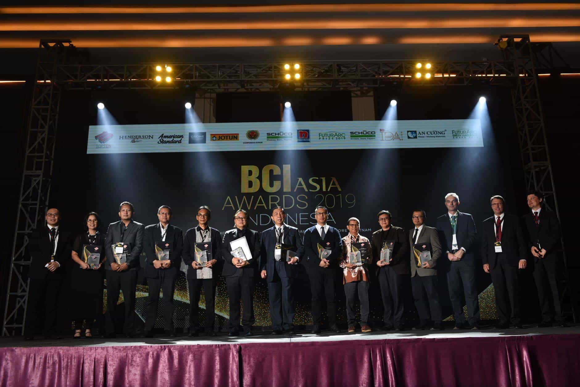 59939030231929 88014641881305 16483239103692 8o.jpg