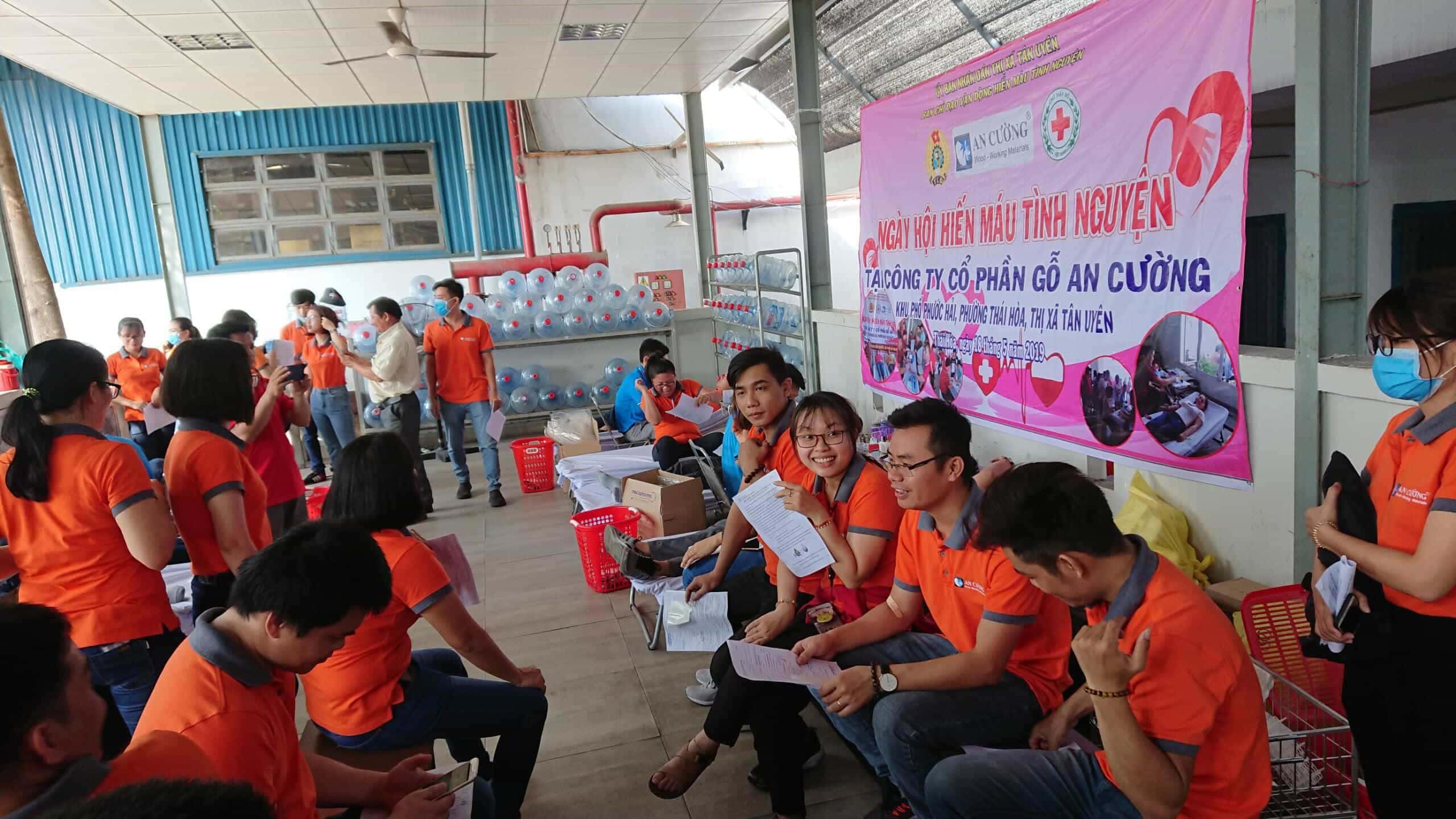 eeb46a8aae414b 1f1250.jpg