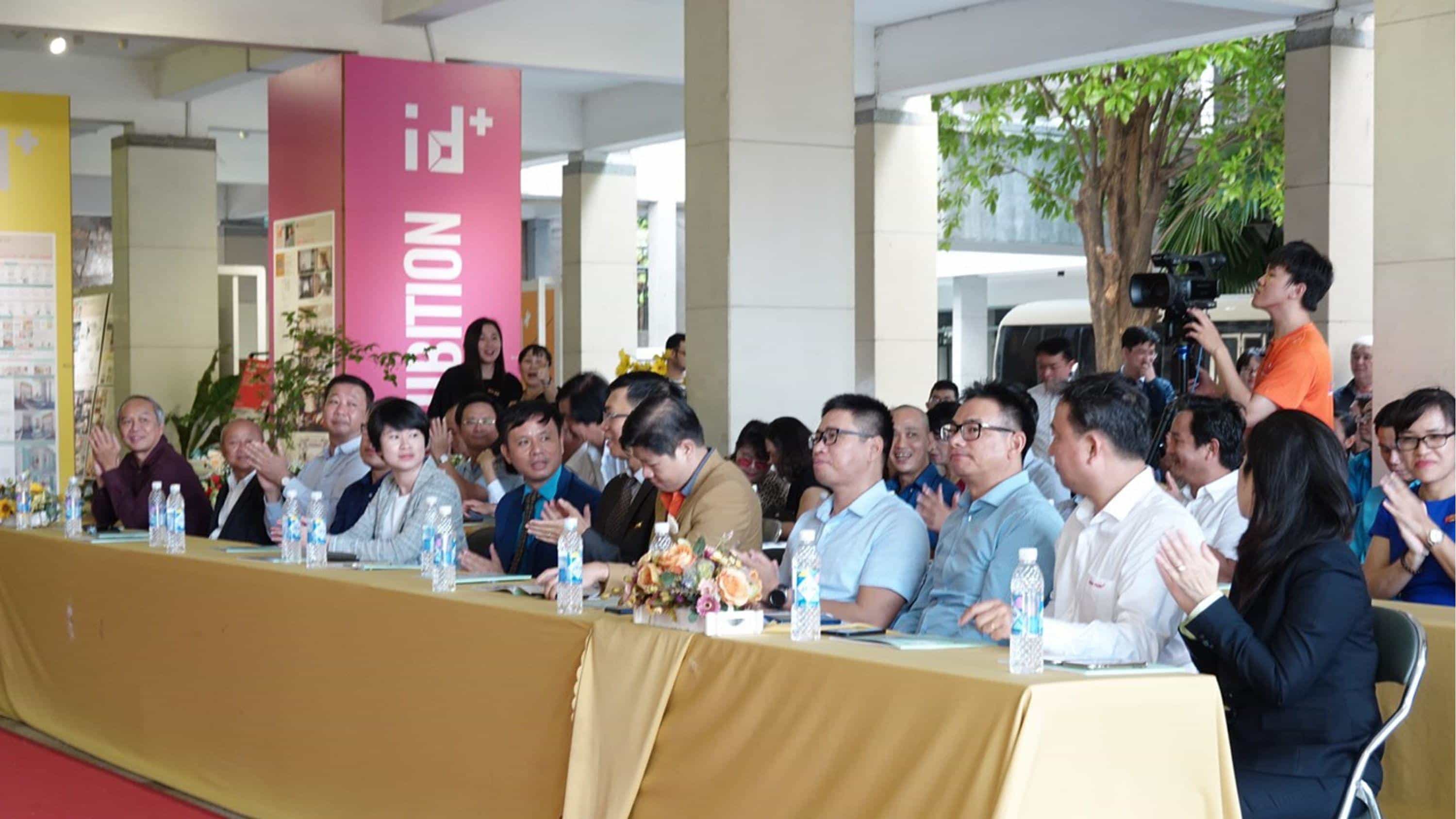 64b414068af96c a735e8-edited. jpg