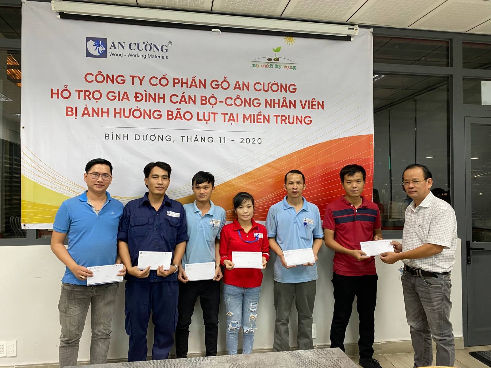 12461222436123 24585494930294 96684814438650 00o.jpg