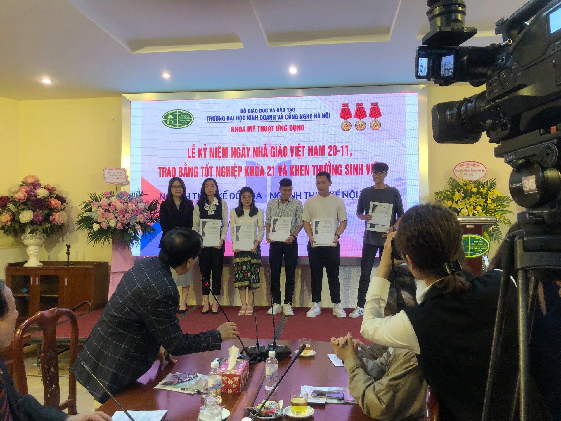 12605459336264 10237419698556 58445302057377 71n.jpg