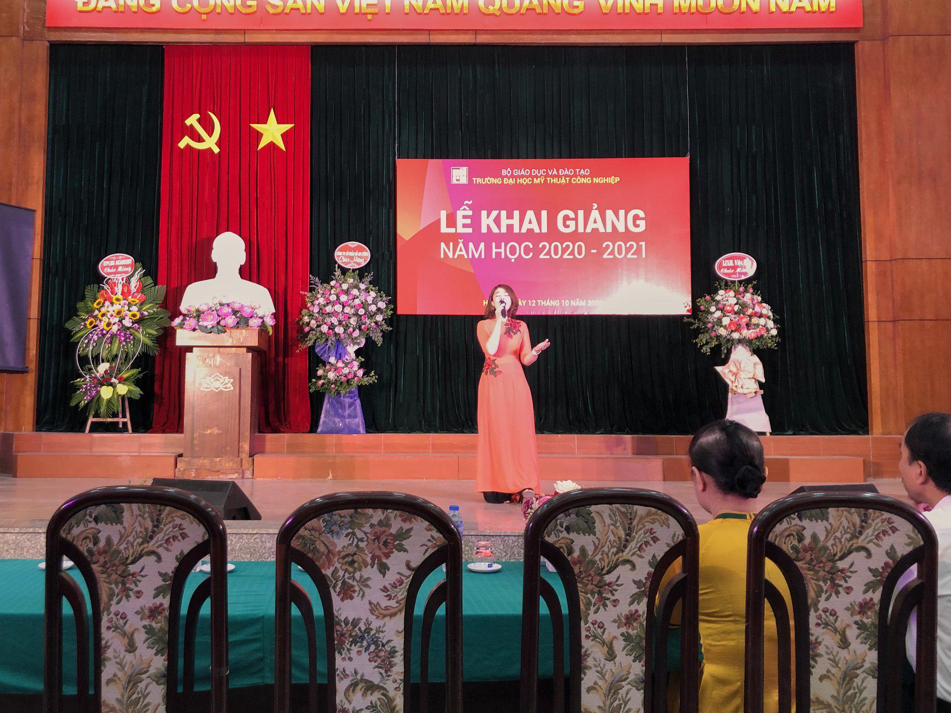 12156279935241 03884317001788 08042562311679 0n.jpg