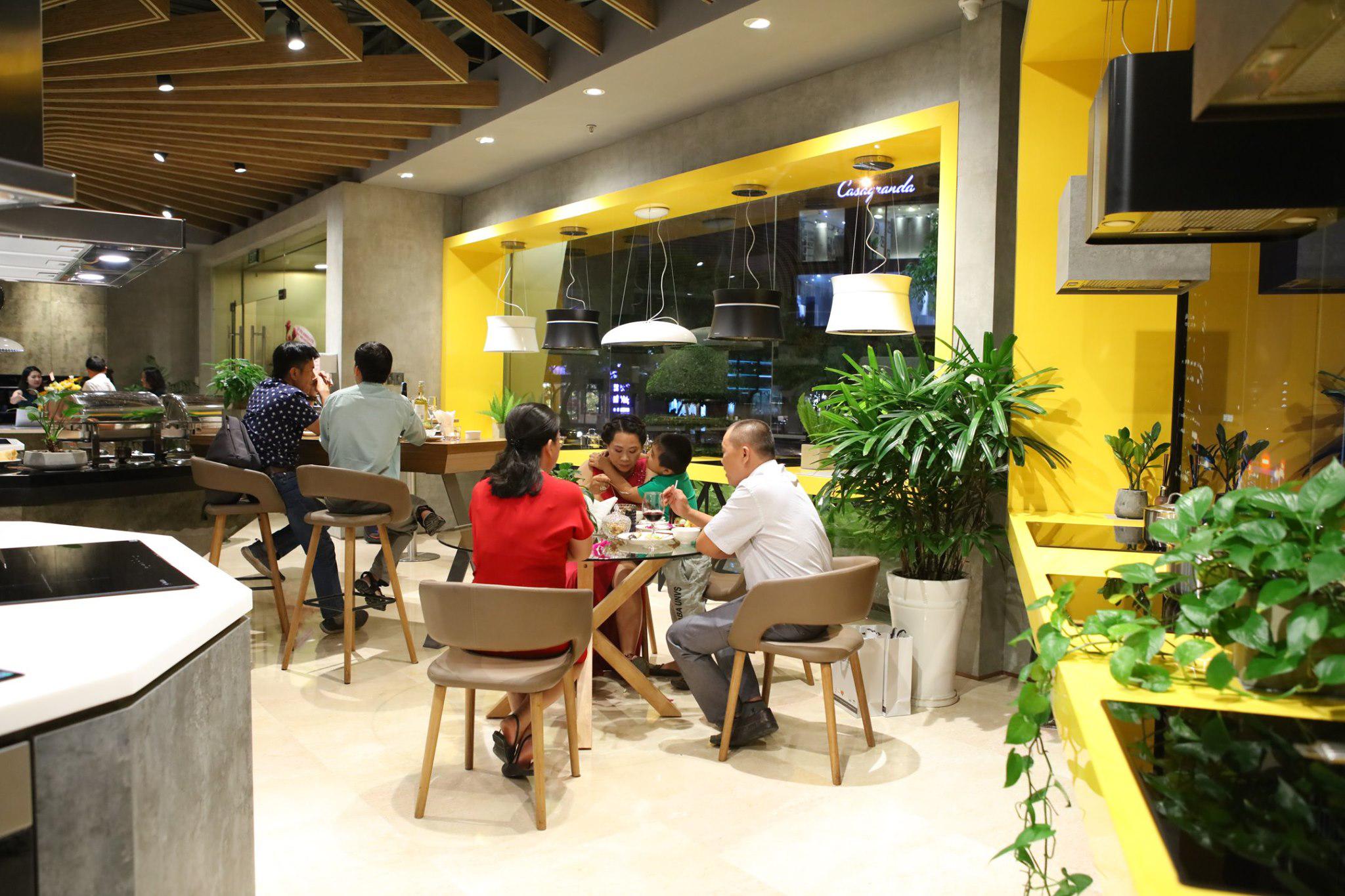 64665842238091 14119695932325 20242827152588 8n.jpg