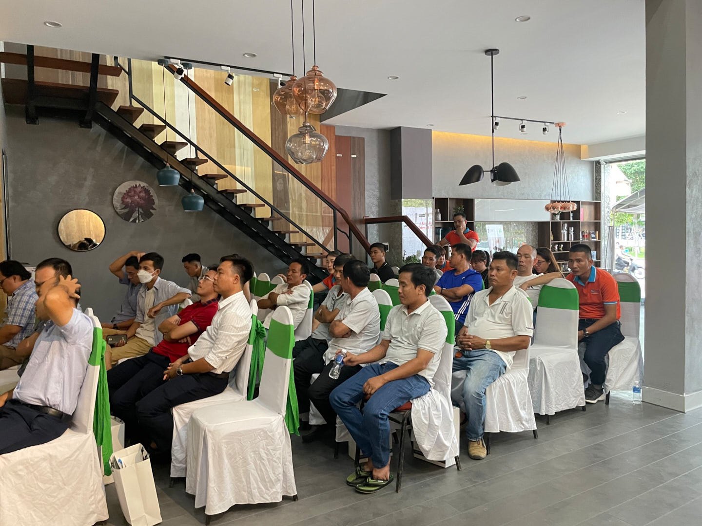 ancuong-anphat -phanthiet-8.j pg