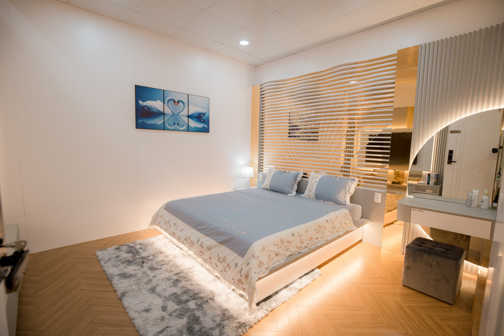 ancuong-baohan -showroom-0.jp g