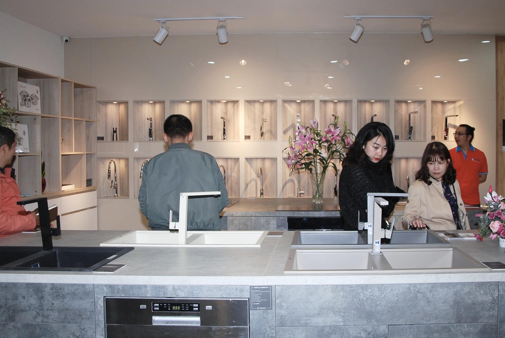 z3766774879093 080808a64f7d4b 823c121c4cfa7e 71ec.jpg