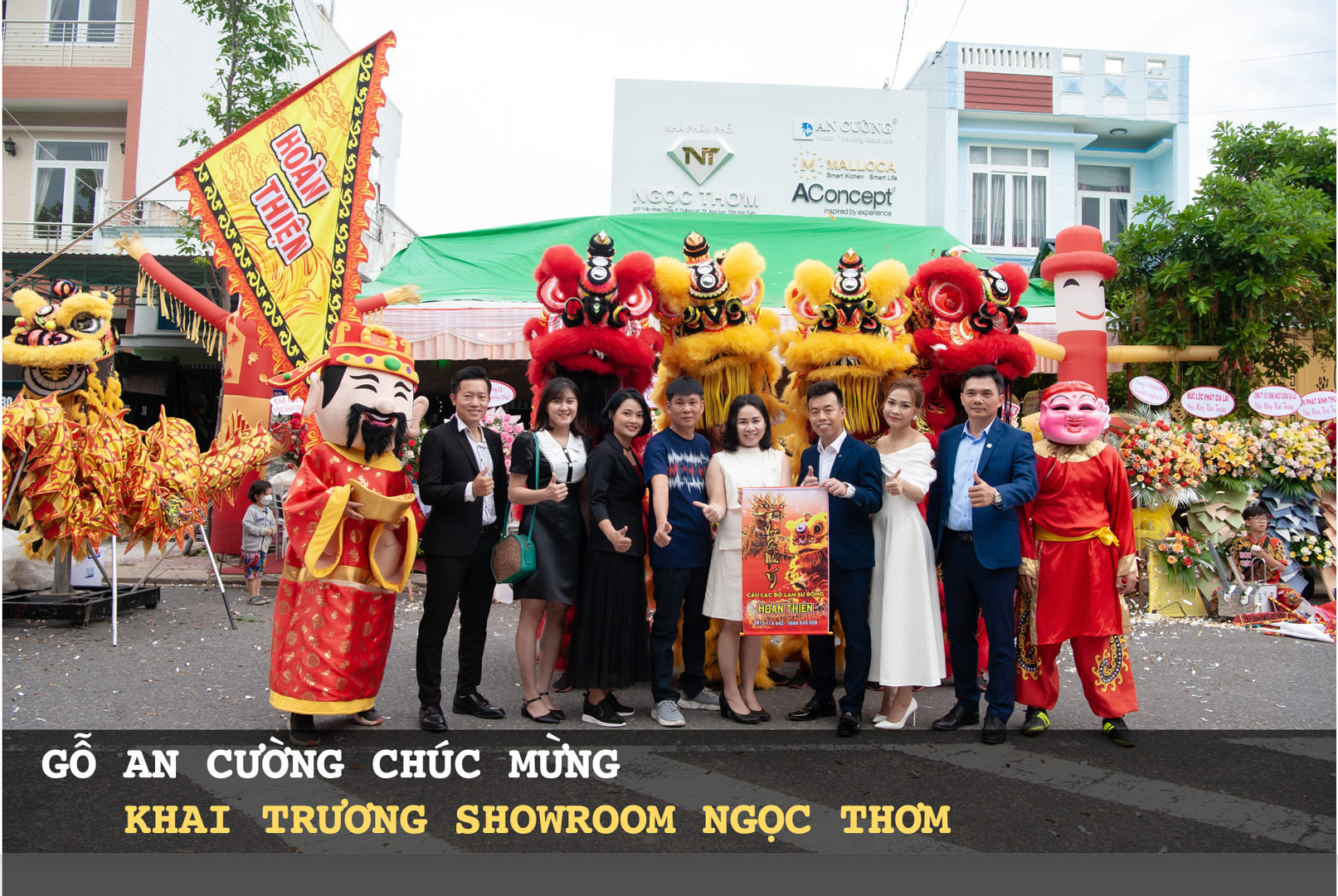 ancuong-ngocth om-1.jpg