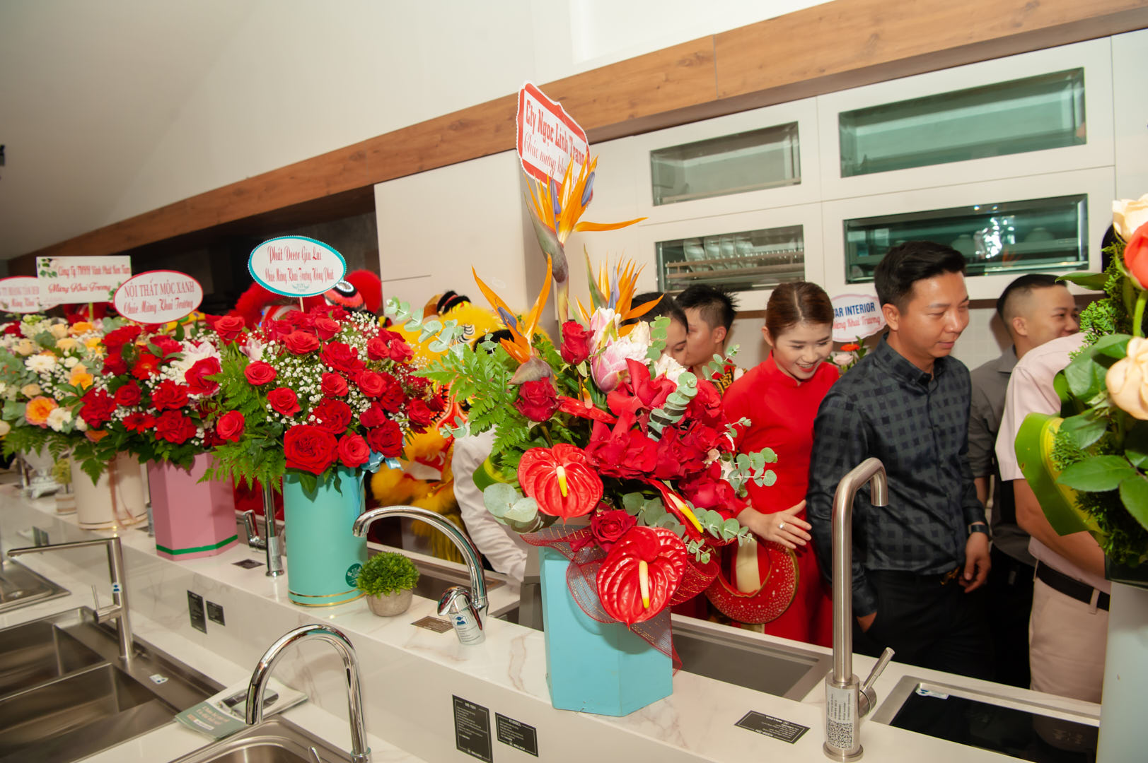 ancuong-ngocth om-1.jpg