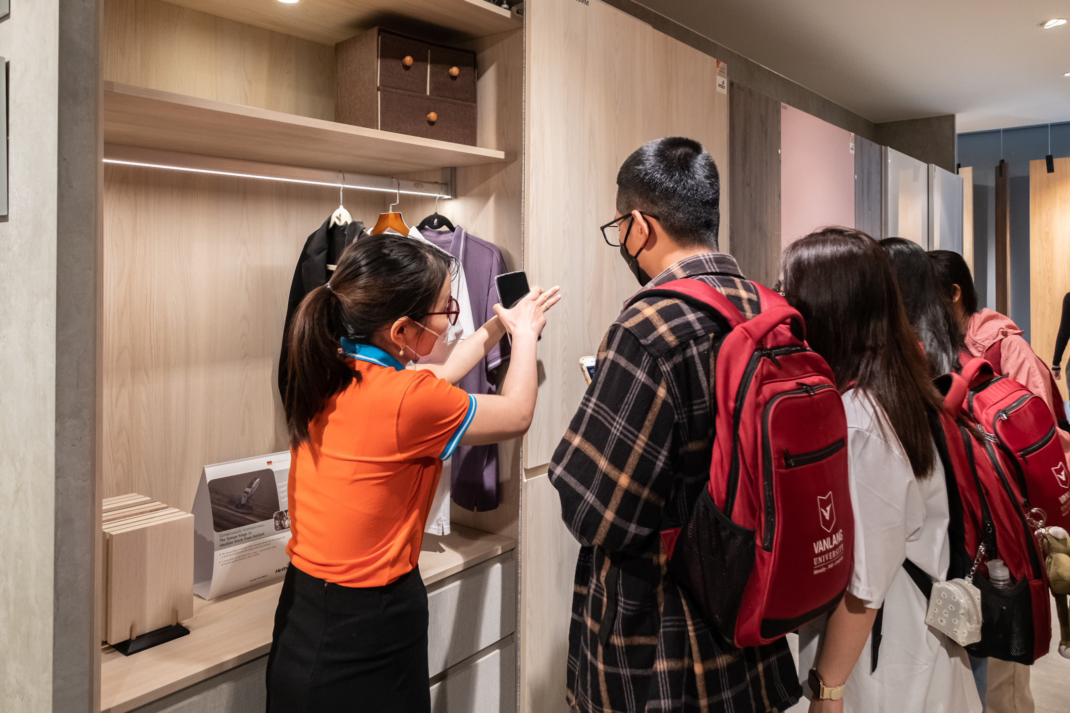 ancuong-vanlan g-8.jpg