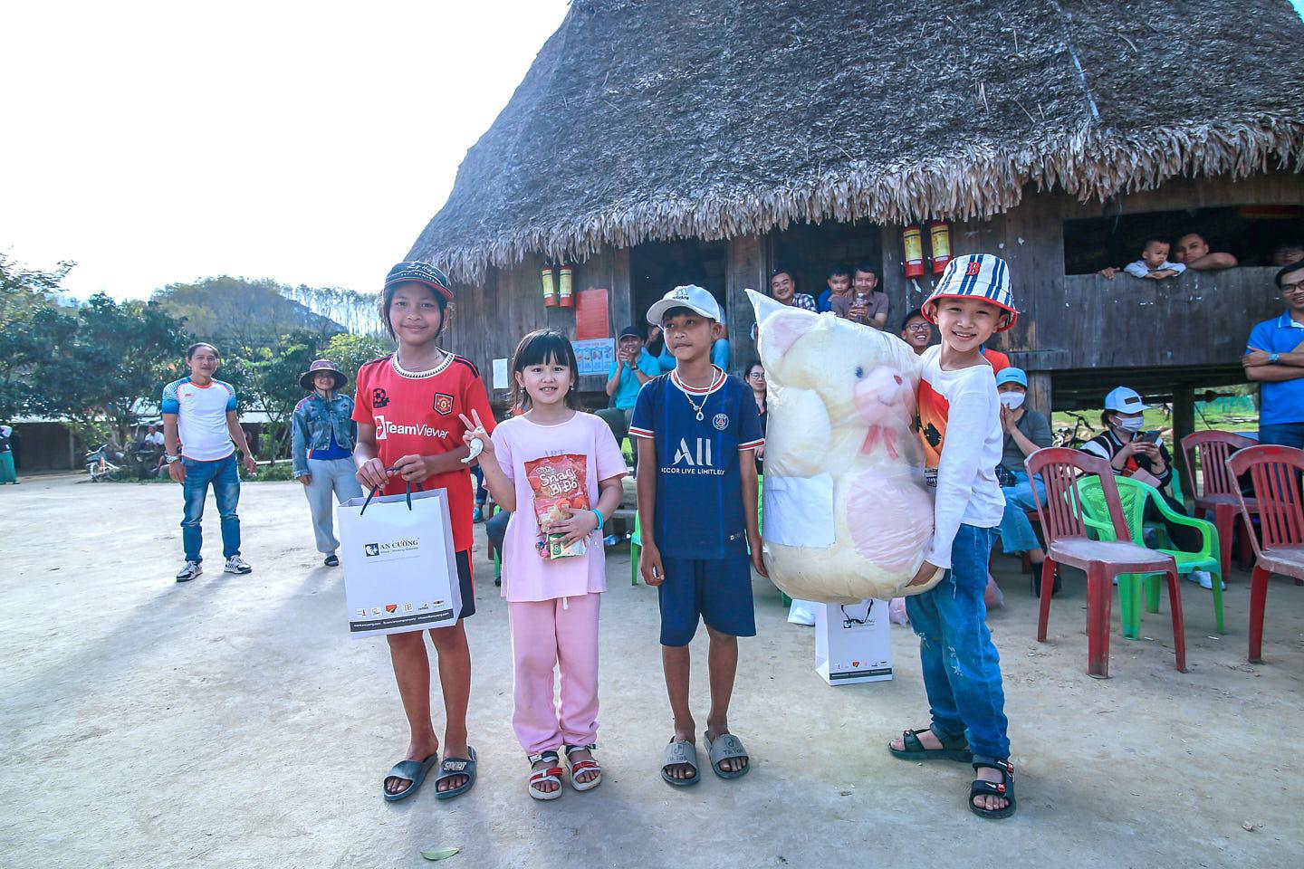 ancuong-tuthie nQuangNam-10.jp g