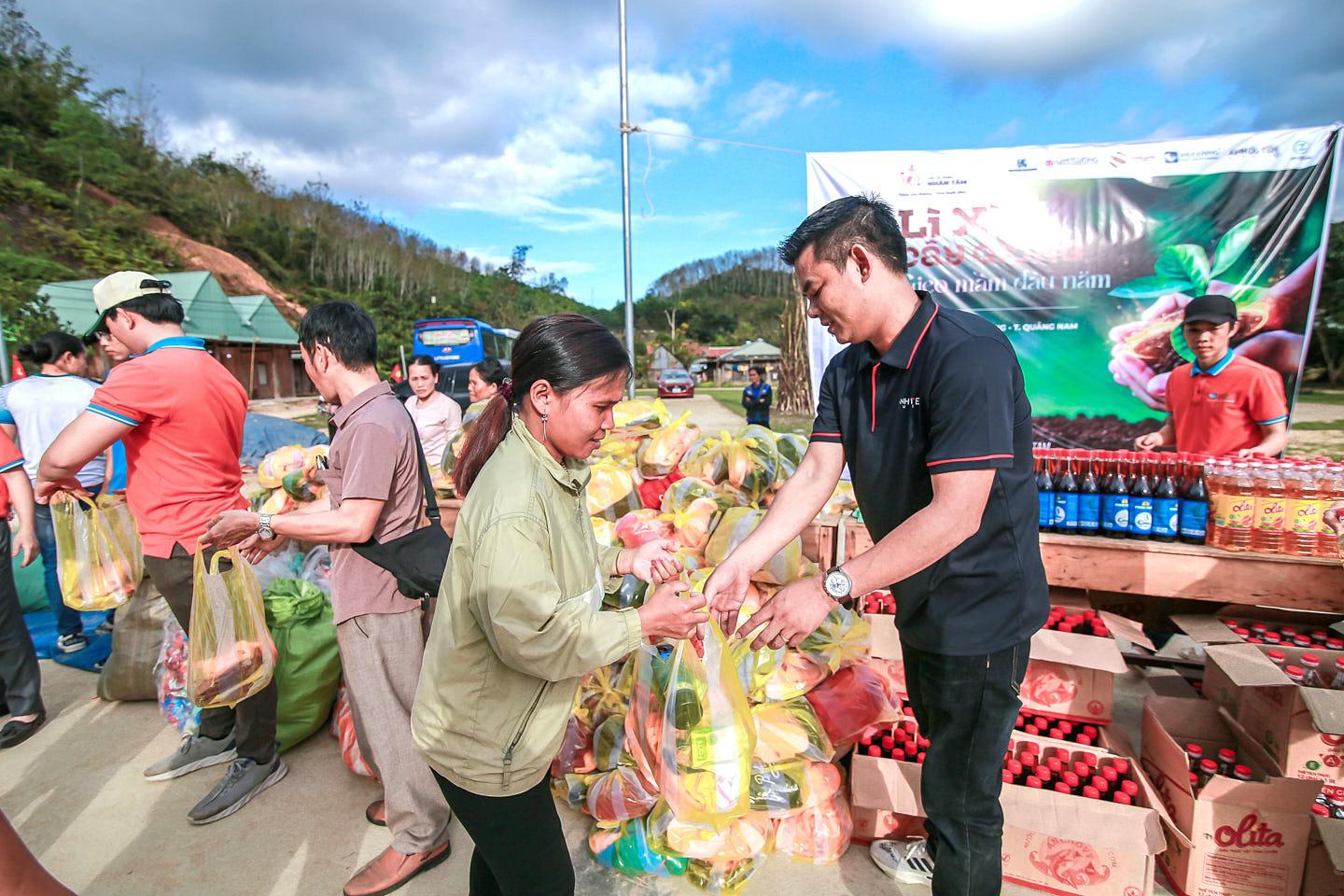 ancuong-tuthie nQuangNam-12.jp g