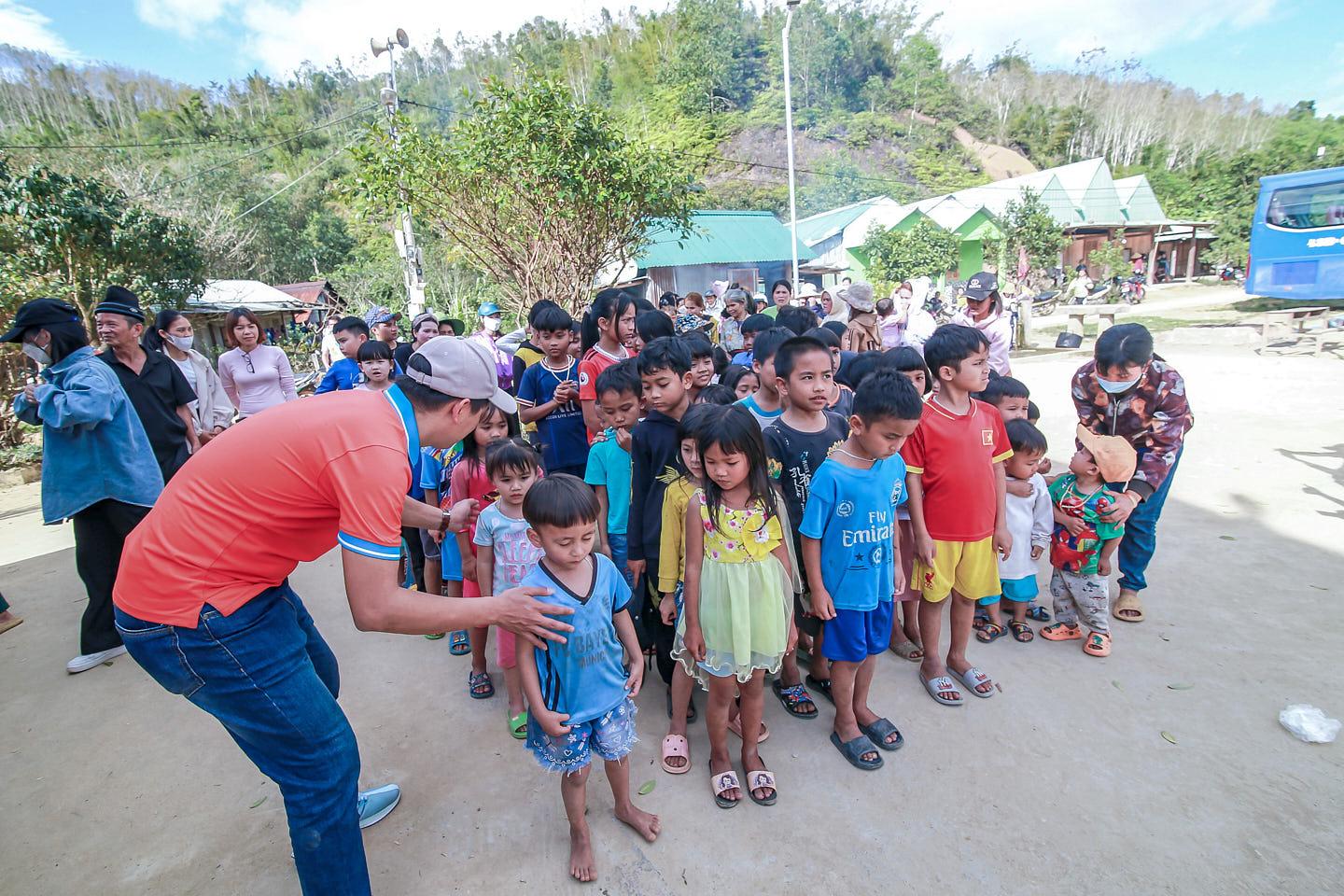 ancuong-tuthie nQuangNam-9.jp g