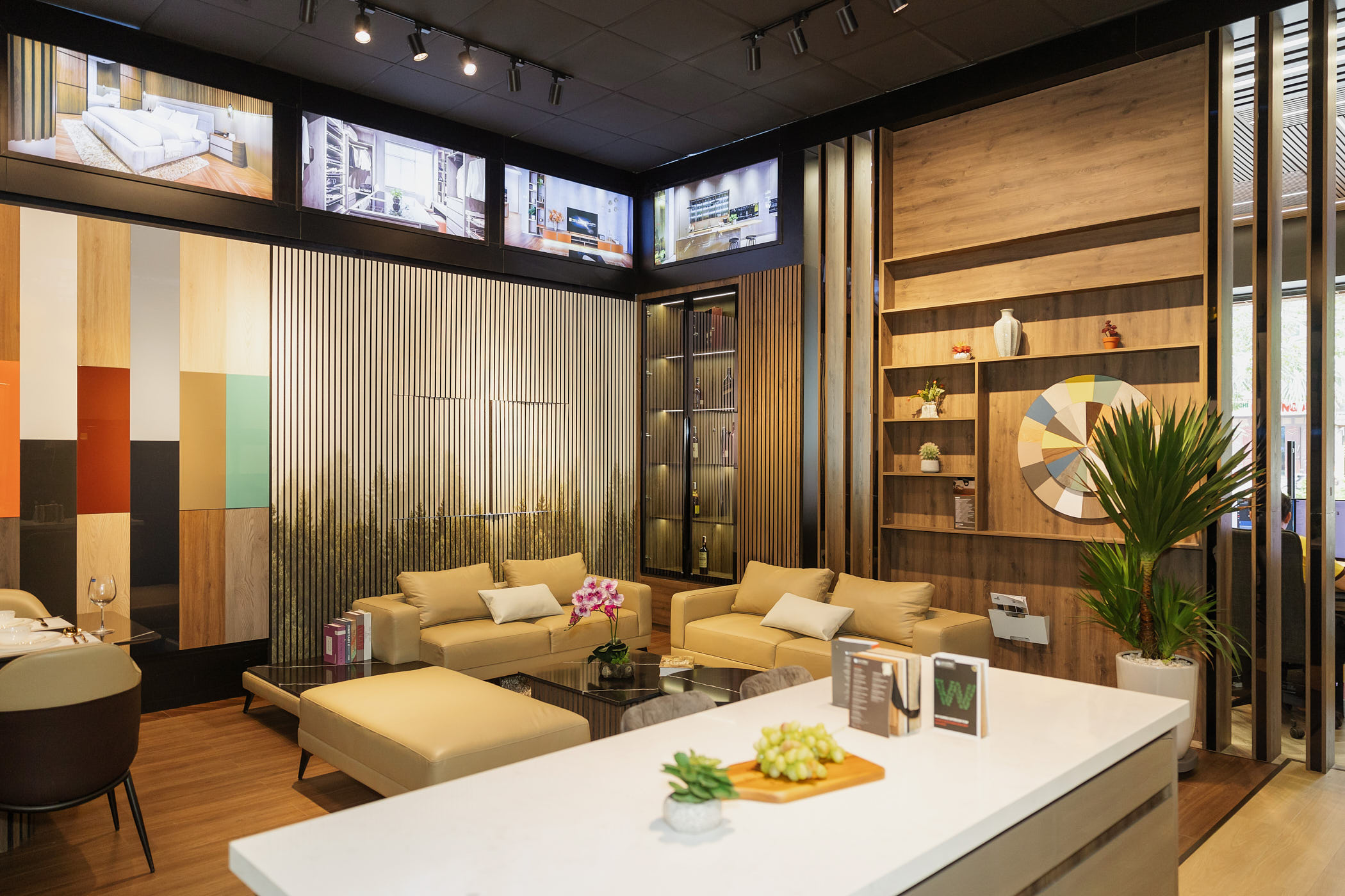 Nội thất Phúc Hưng - Showroom vật Liệu, giải pháp và nội thất làm từ gỗ công nghiệp An Cường