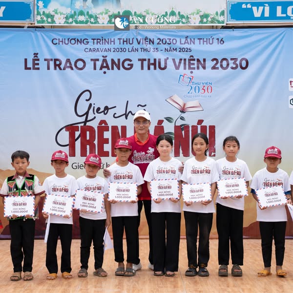 le-trao-tang-thu-vien-2030-ancuong-02