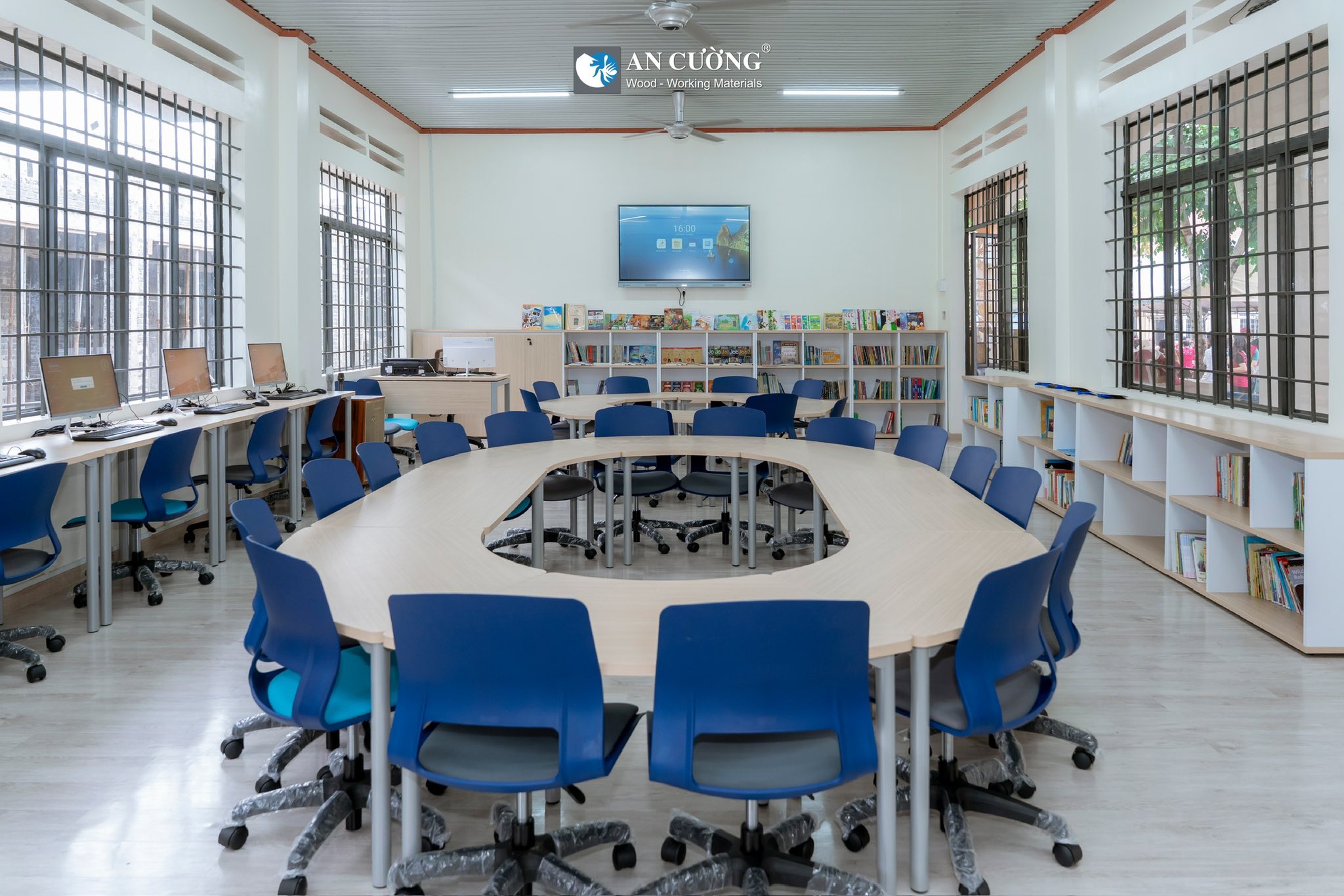 le-trao-tang-thu-vien-2030-ancuong-10