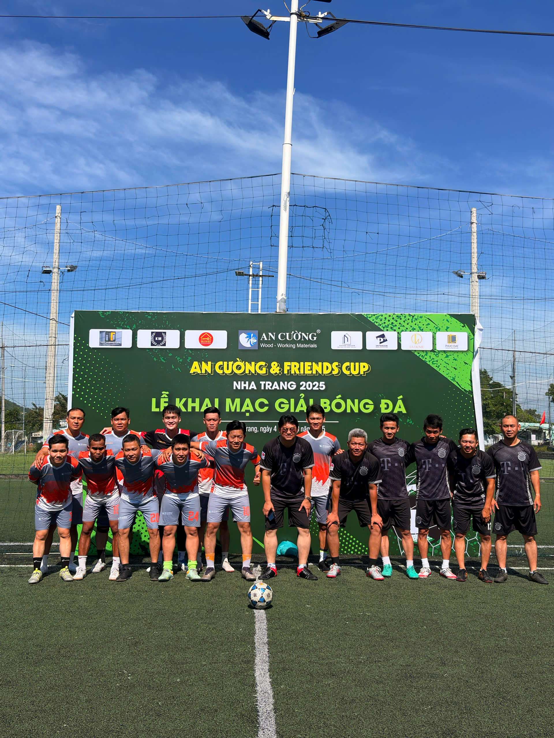 hinh-bong-da-nha-trang-ancuong-05.jpg