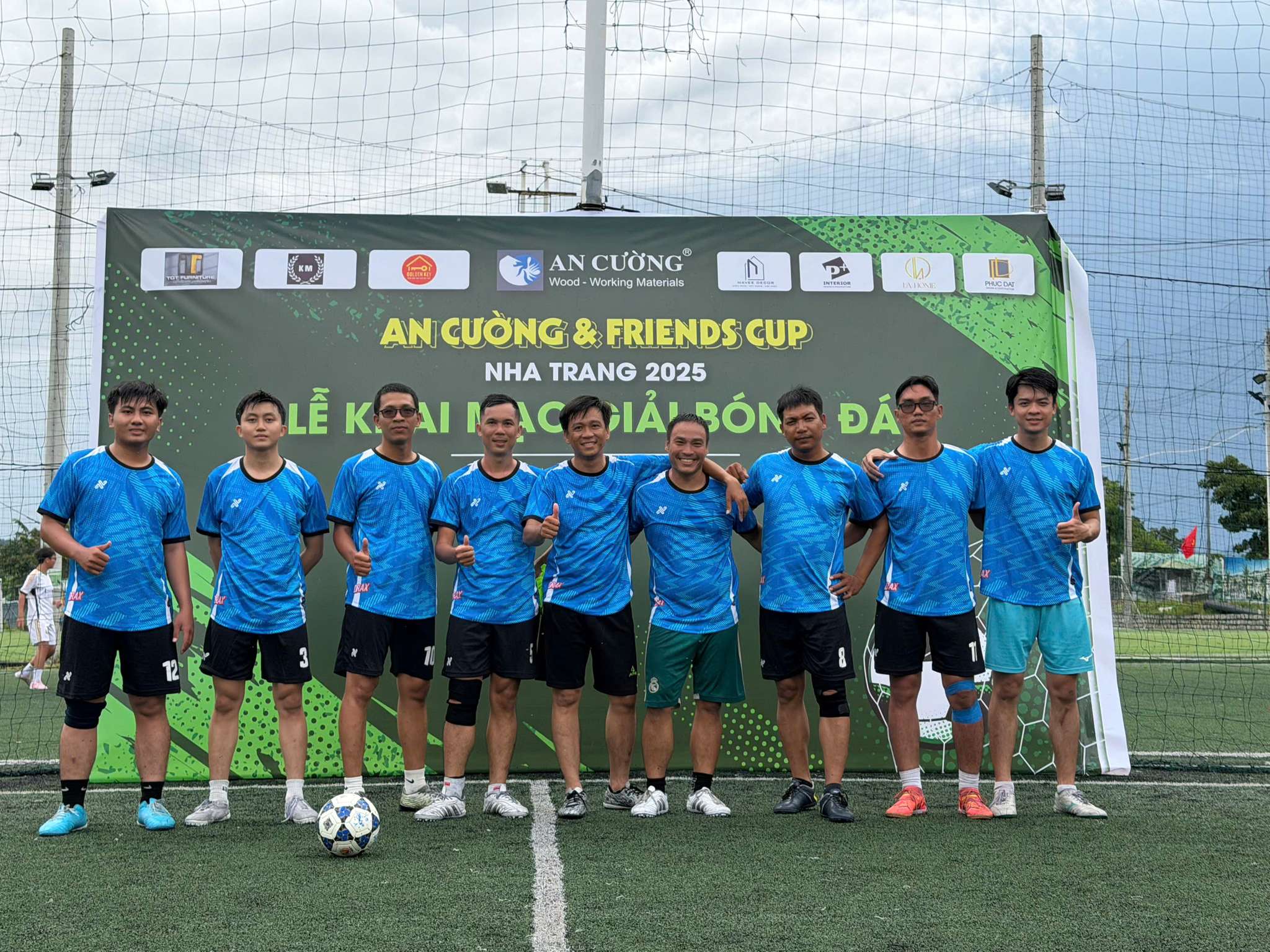 hinh-bong-da-nha-trang-ancuong-17.jpg