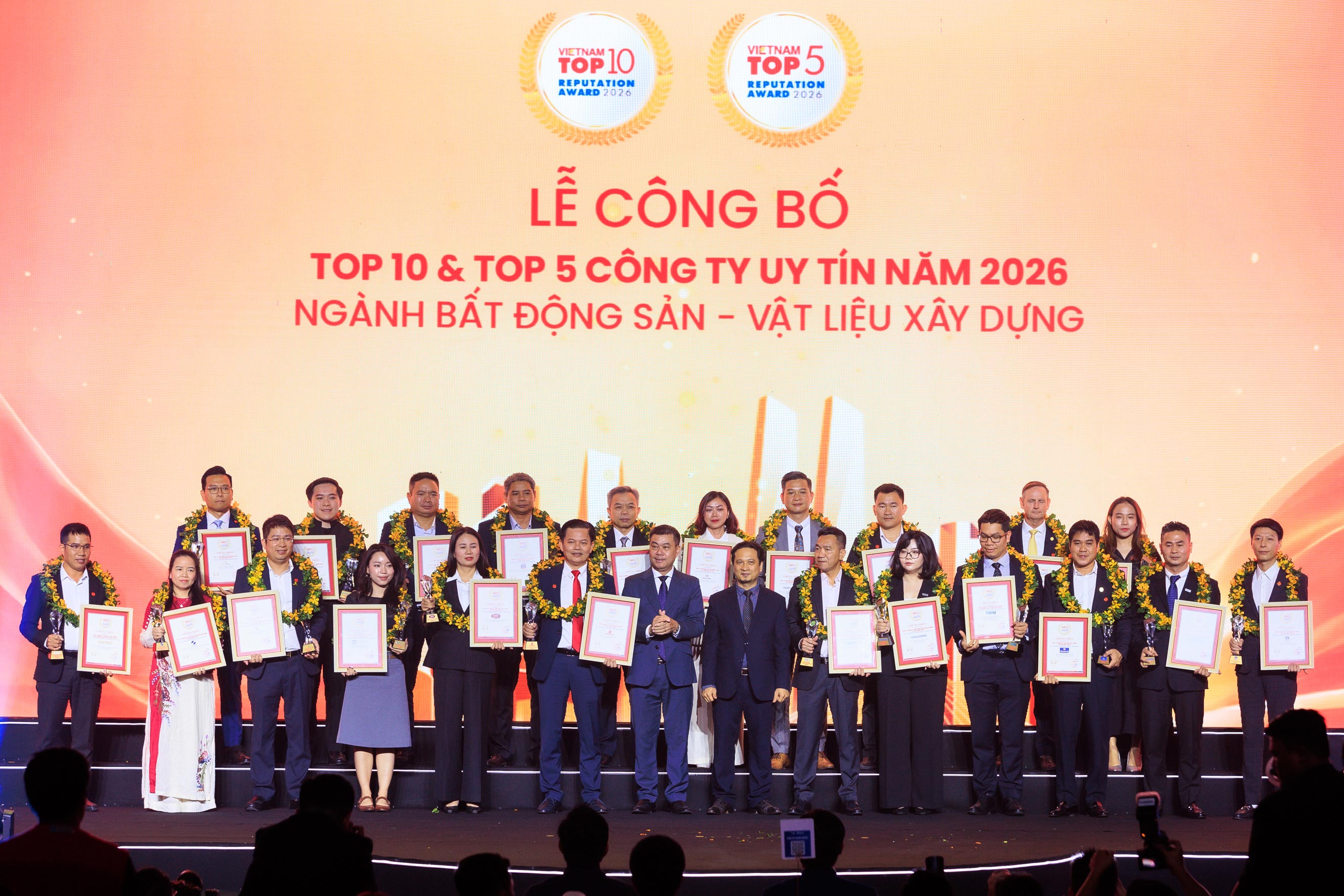 top-10-cong-ty-vat-lieu-xay-dung-uy-tin-2026-ancuong-06.jpg
