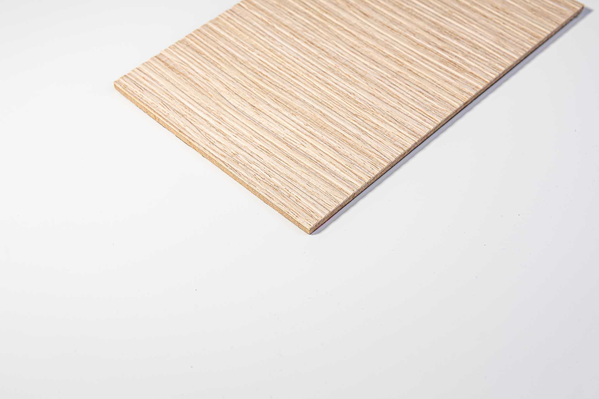 Tấm Embossed Veneer Looma B