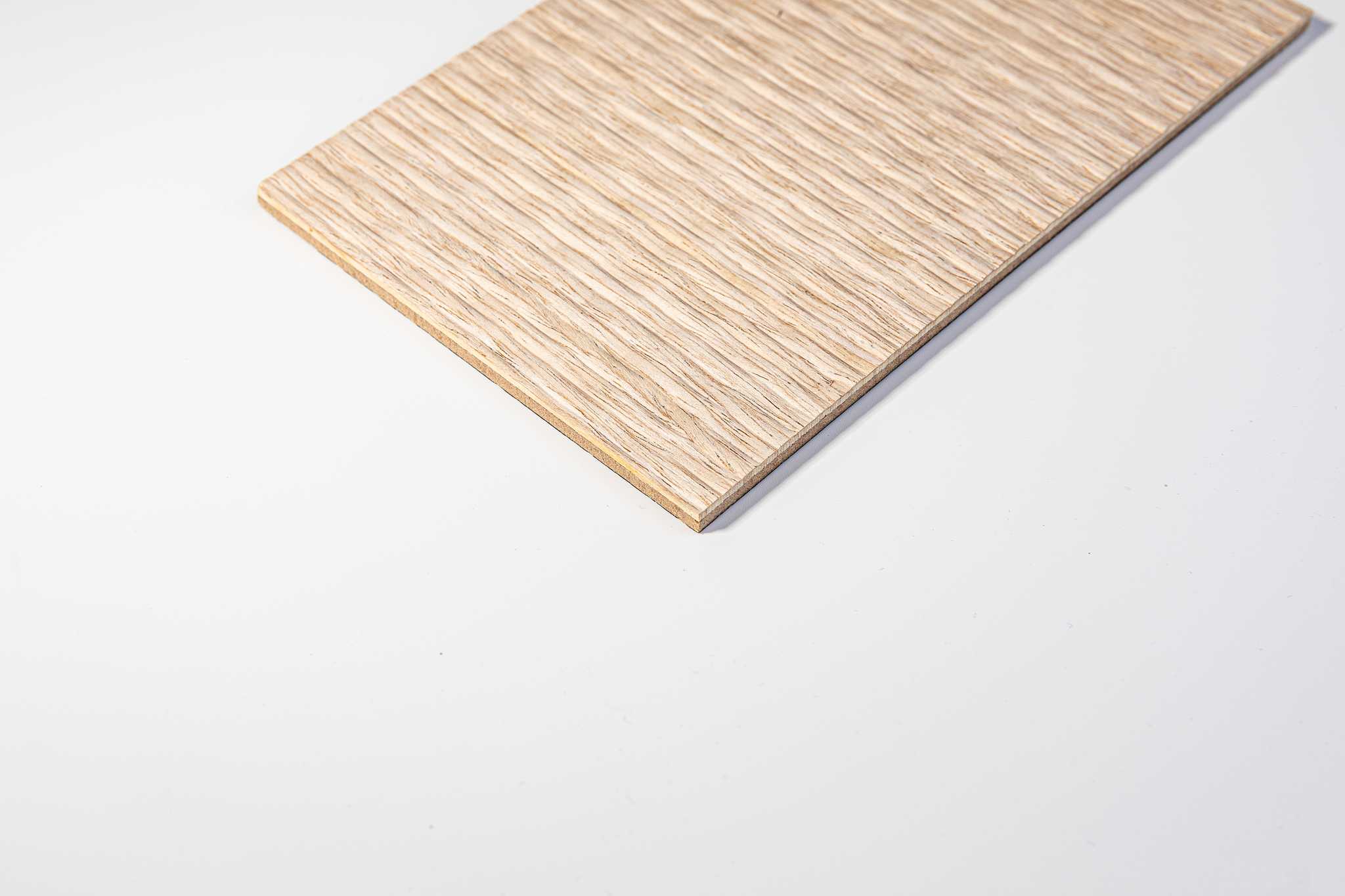 Tấm Embossed Veneer Silvo