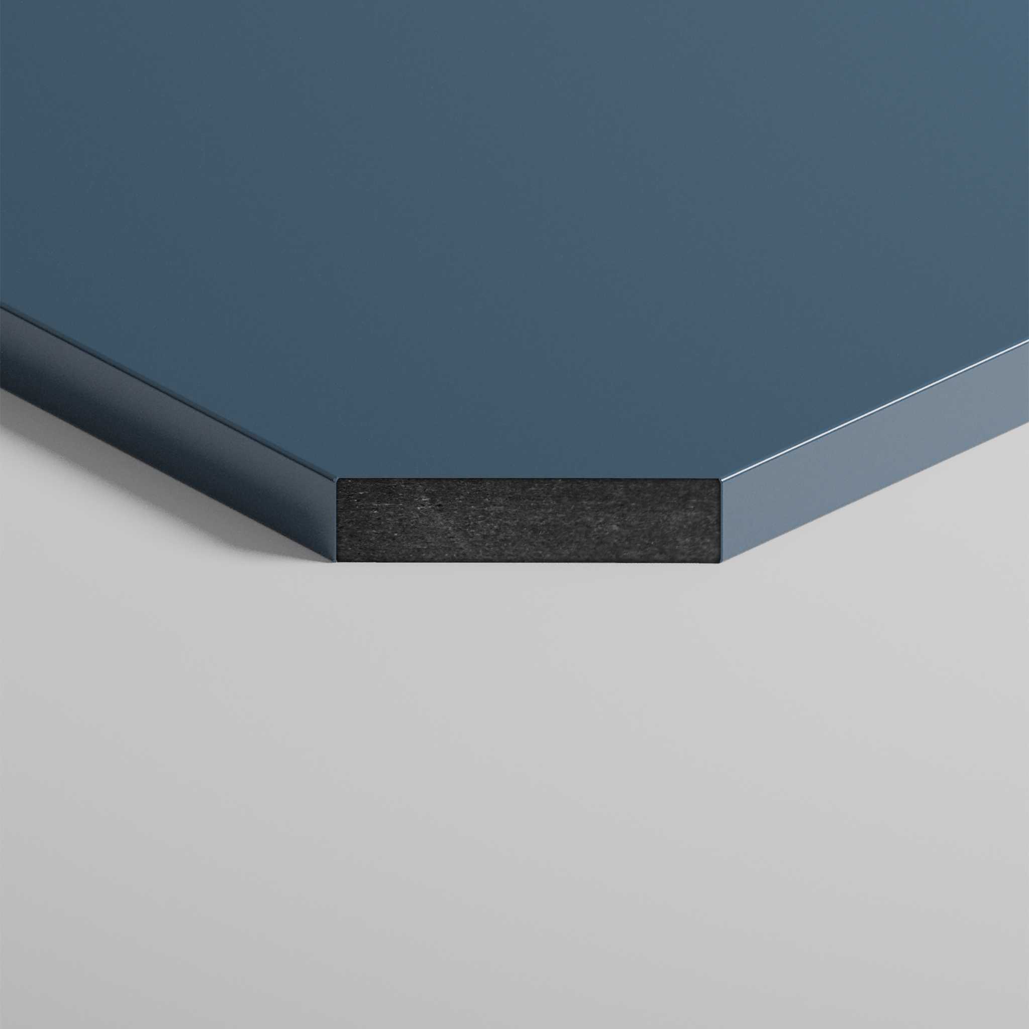 Noline Lacquered Laminate-Faced Black HDF